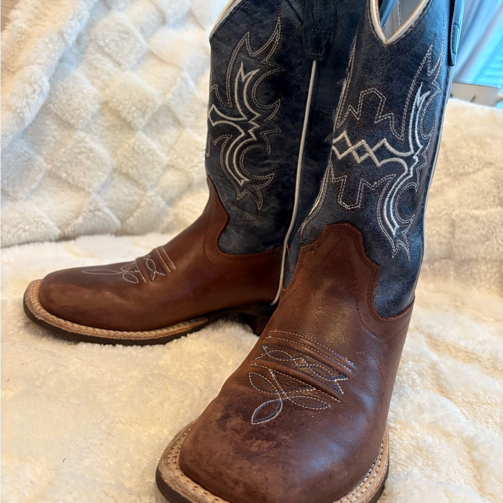 OLD WEST YOUTH DARK BROWN AND BLUE WIDE SQUARE TOE COWBOY BOOT